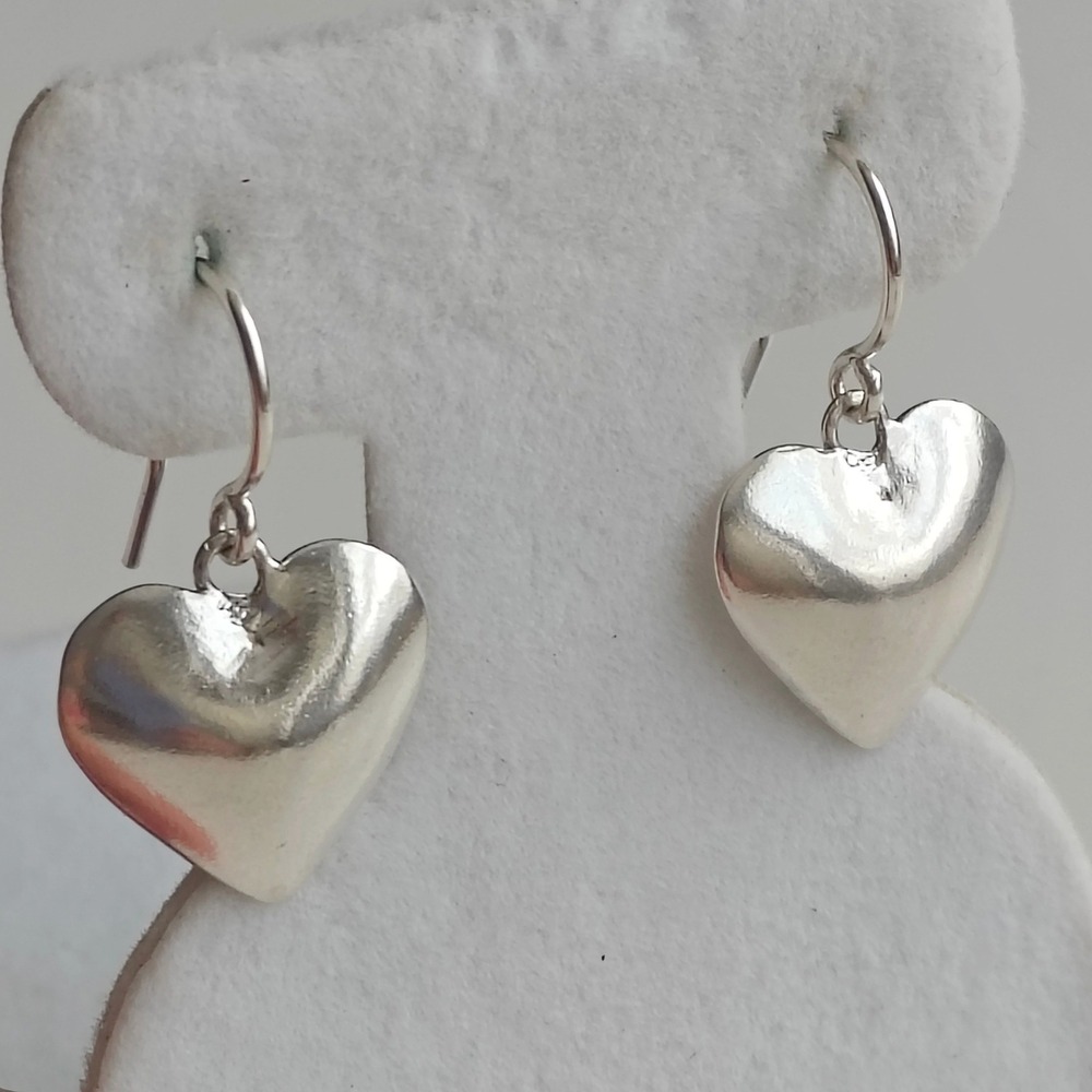 Silpada 925 Sterling Silver Puffed Heart Drop Earrings Silver Dangle Romantic